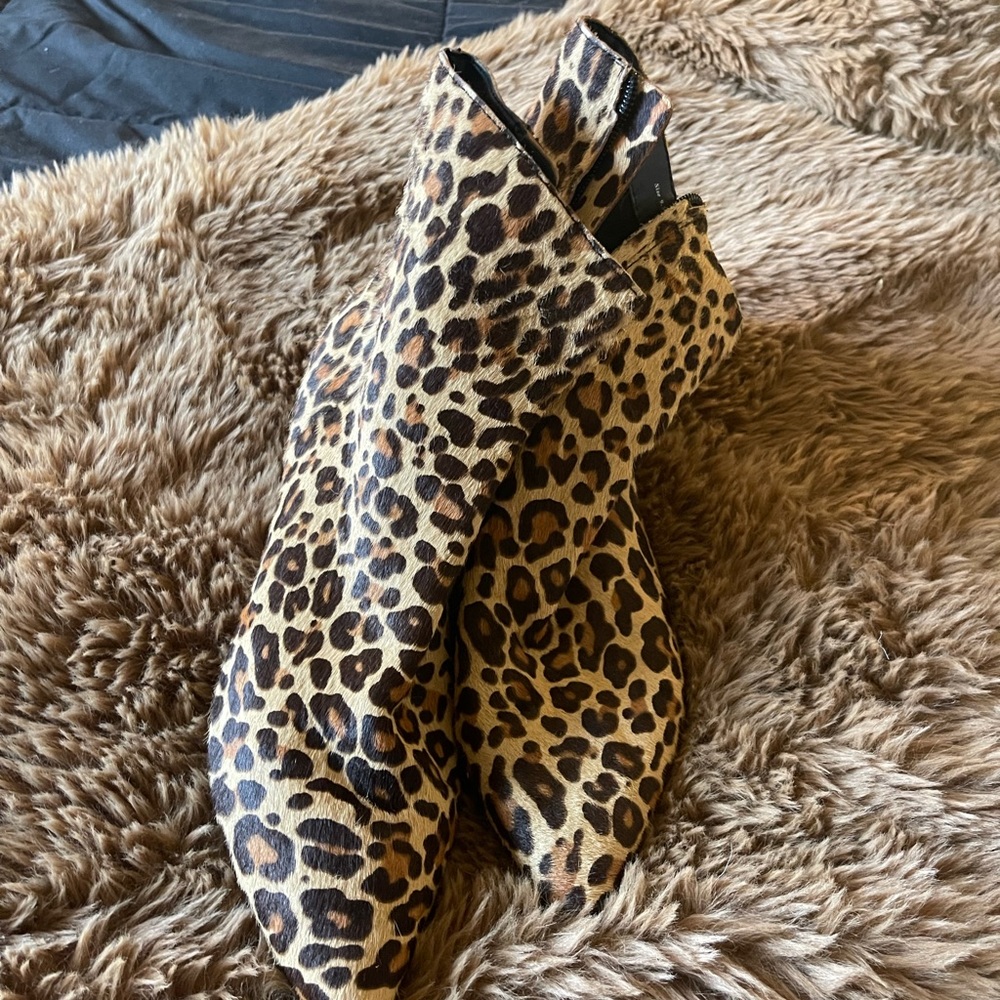 Dolce vita leopard boots